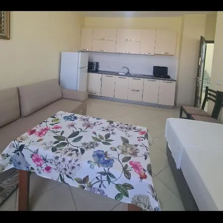 Apartment Roan Golem